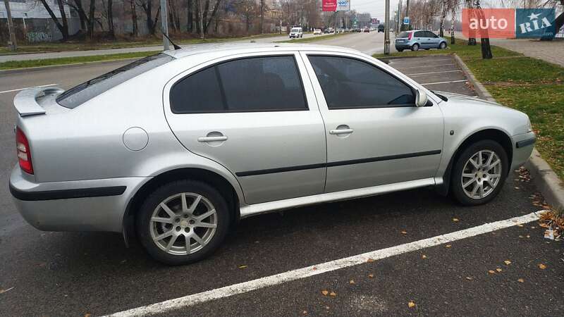 Лифтбек Skoda Octavia 2007 в Запорожье
