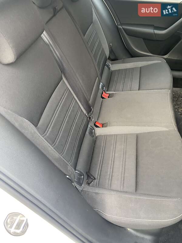 Лифтбек Skoda Octavia 2017 в Сколе фото 13 Лифтбек Skoda Octavia 2017 в Сколе