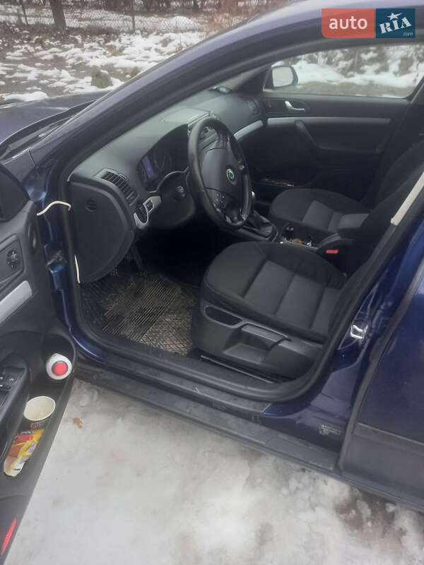 Лифтбек Skoda Octavia 2007 в Львове