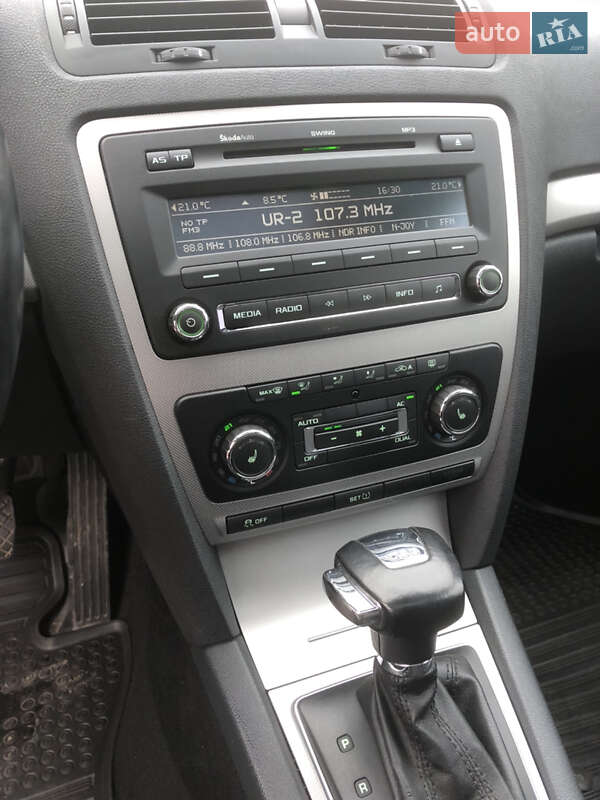 Універсал Skoda Octavia 2012 в Луцьку