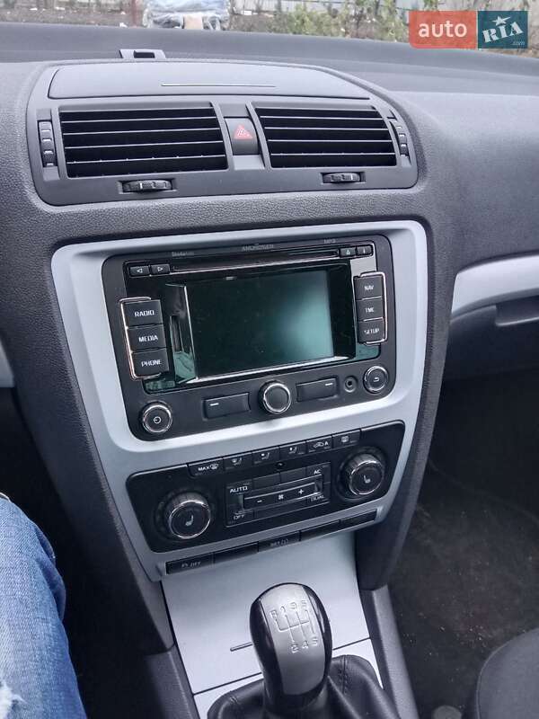 Універсал Skoda Octavia 2010 в Кривому Розі