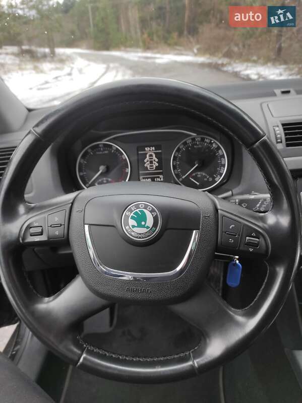 Універсал Skoda Octavia 2010 в Малині