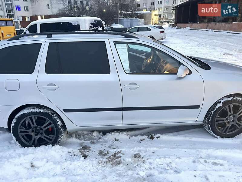 Универсал Skoda Octavia 2005 в Чернигове