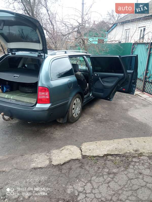 Универсал Skoda Octavia 2004 в Карловке