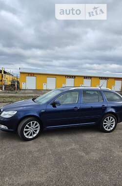 Универсал Skoda Octavia 2010 в Черкассах