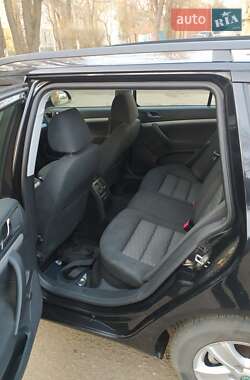 Универсал Skoda Octavia 2012 в 
