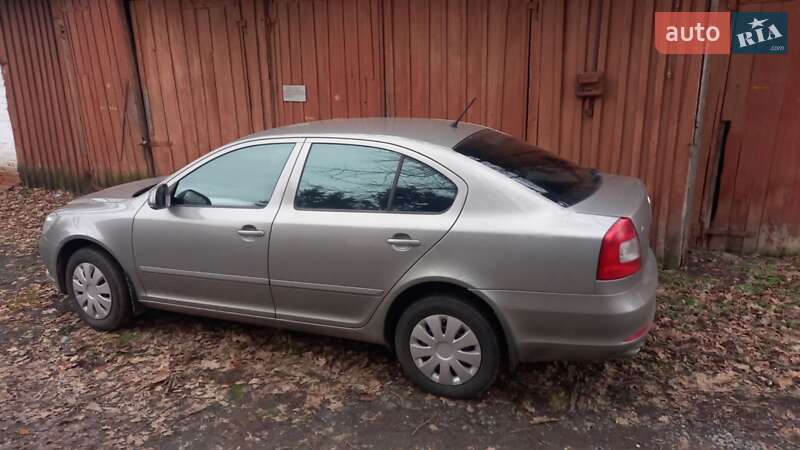 Лифтбек Skoda Octavia 2011 в Полтаве