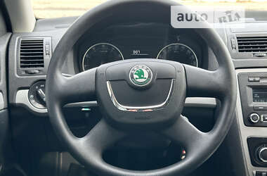 Лифтбек Skoda Octavia 2011 в Николаеве