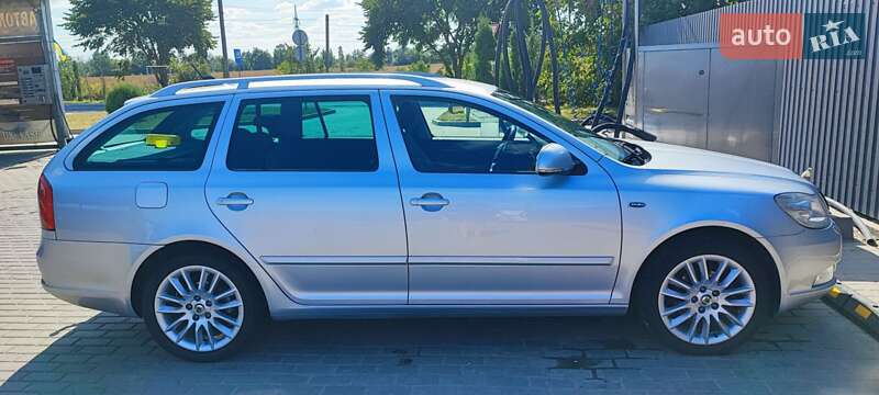 Универсал Skoda Octavia 2009 в Ровно