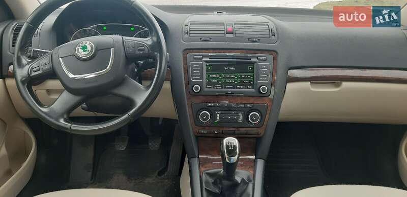 Универсал Skoda Octavia 2012 в Овруче