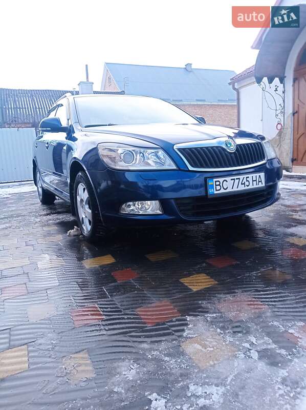 Універсал Skoda Octavia 2012 в Буську