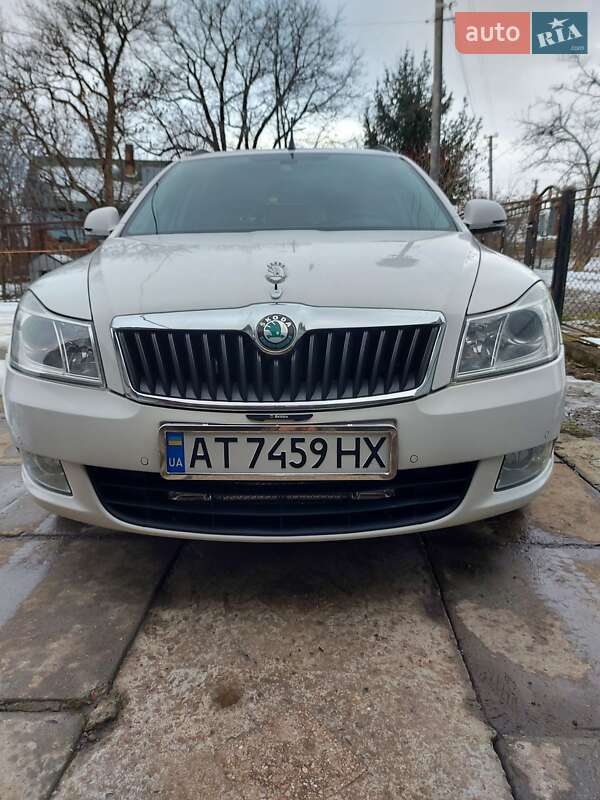 Универсал Skoda Octavia 2011 в 