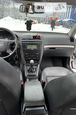 Лифтбек Skoda Octavia 2004 в Хусте