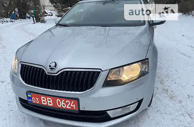 Лифтбек Skoda Octavia 2015 в Львове