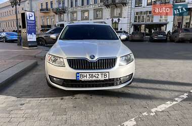 Універсал Skoda Octavia 2015 в Одесі