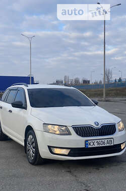 Універсал Skoda Octavia 2014 в Харкові