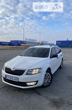 Универсал Skoda Octavia 2014 в Харькове