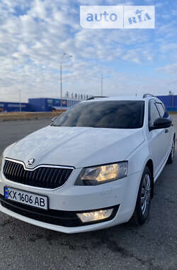 Універсал Skoda Octavia 2014 в Харкові