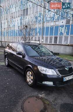 Универсал Skoda Octavia 2010 в Львове