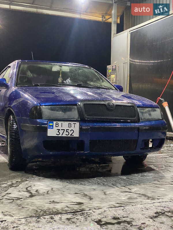 Лифтбек Skoda Octavia 2004 в Полтаве