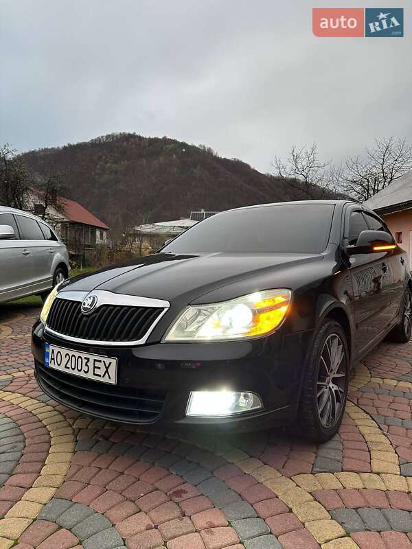 Лифтбек Skoda Octavia 2012 в Тячеве