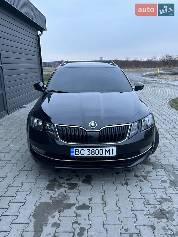 Универсал Skoda Octavia 2017 в Львове