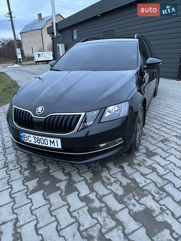 Универсал Skoda Octavia 2017 в Львове