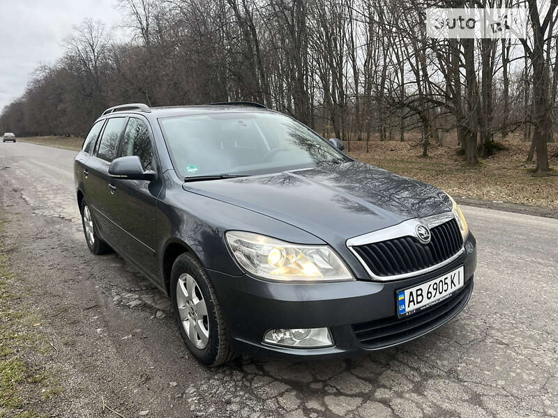Универсал Skoda Octavia 2011 в 