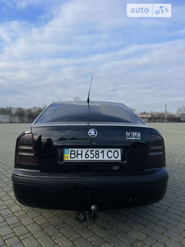 Лифтбек Skoda Octavia 2001 в Одессе