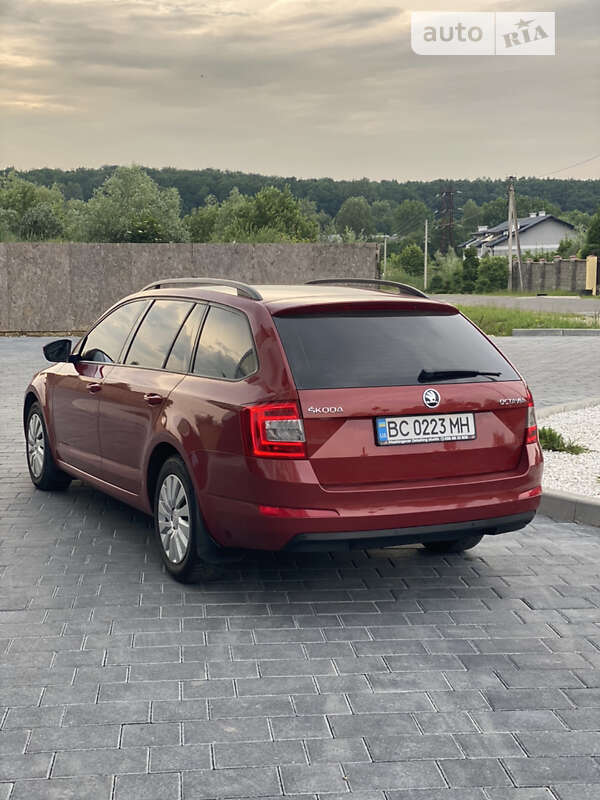 Универсал Skoda Octavia 2015 в Трускавце