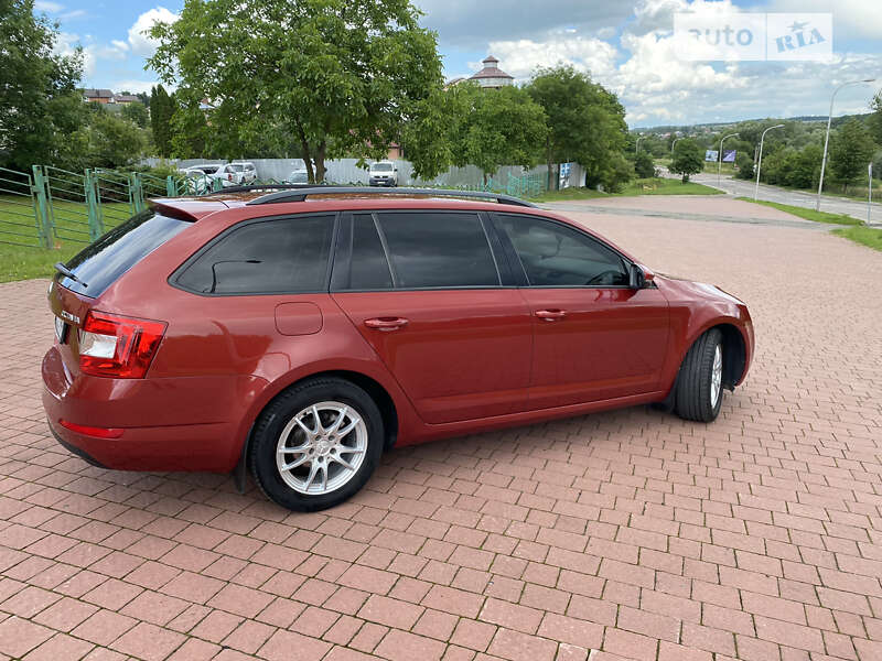 Универсал Skoda Octavia 2015 в Трускавце