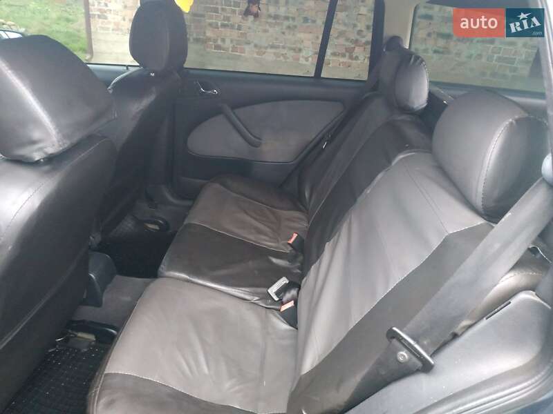 Універсал Skoda Octavia 2004 в Надвірній