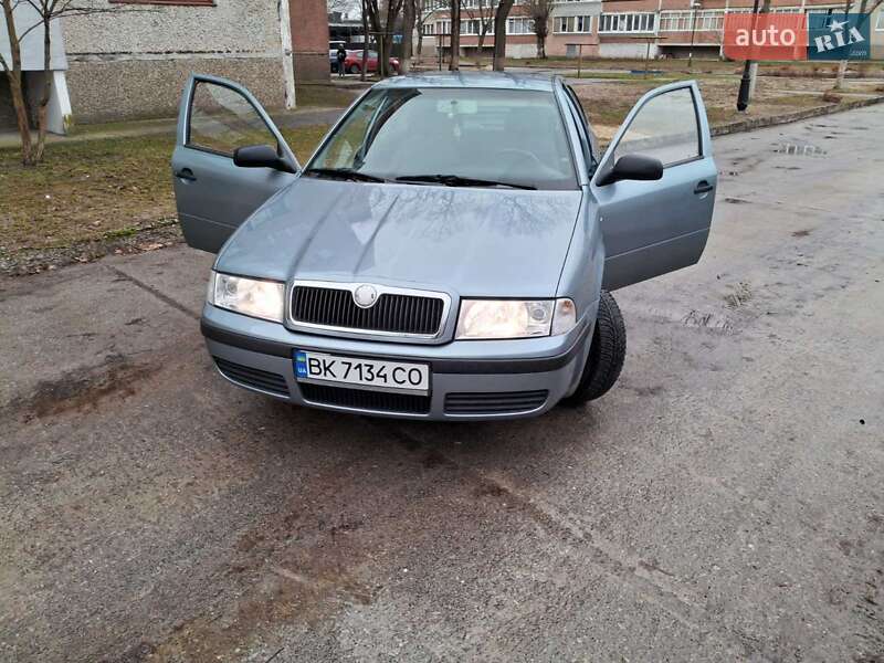 Ліфтбек Skoda Octavia 2003 в Вараші фото 12 Ліфтбек Skoda Octavia 2003 в Вараші
