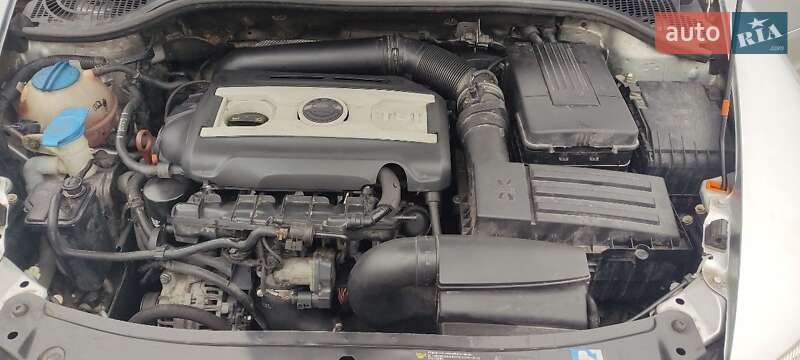 Універсал Skoda Octavia 2010 в Харкові