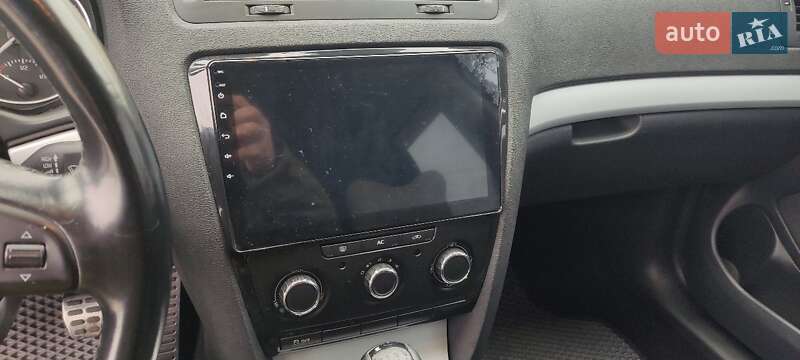 Універсал Skoda Octavia 2010 в Харкові