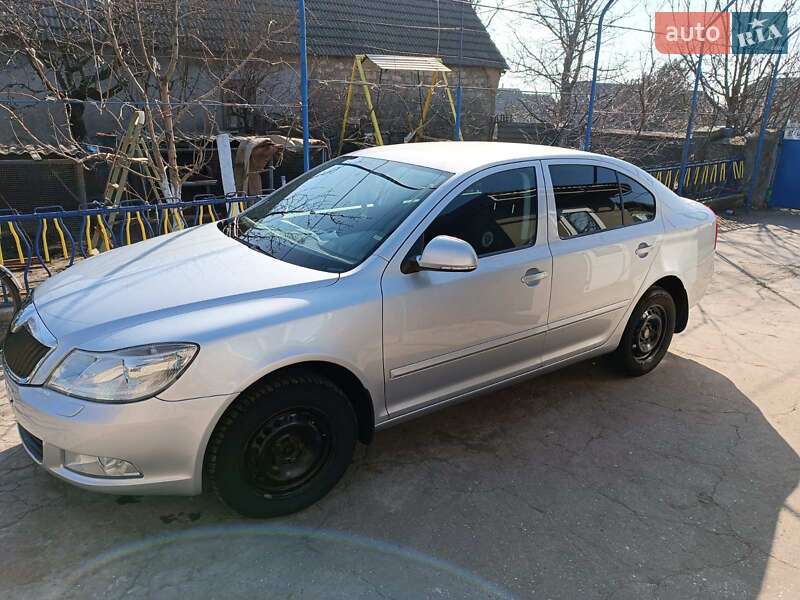 Лифтбек Skoda Octavia 2010 в Татарбунарах