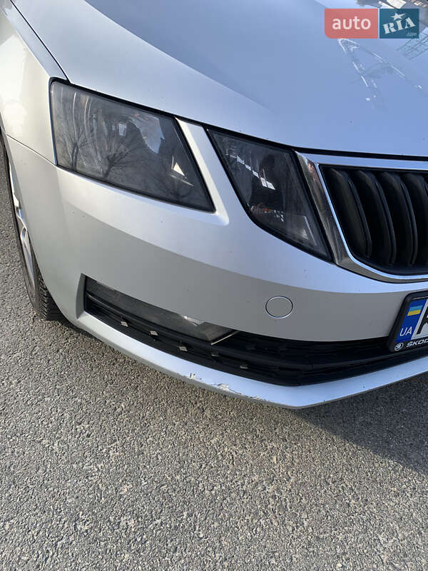 Лифтбек Skoda Octavia 2017 в Киеве