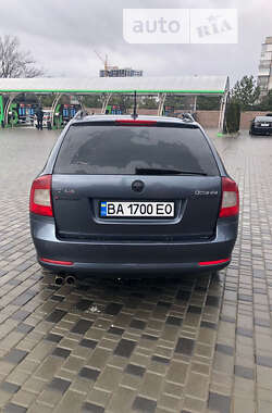 Универсал Skoda Octavia 2012 в Кропивницком