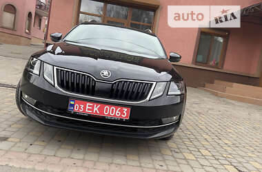 Универсал Skoda Octavia 2019 в Сваляве