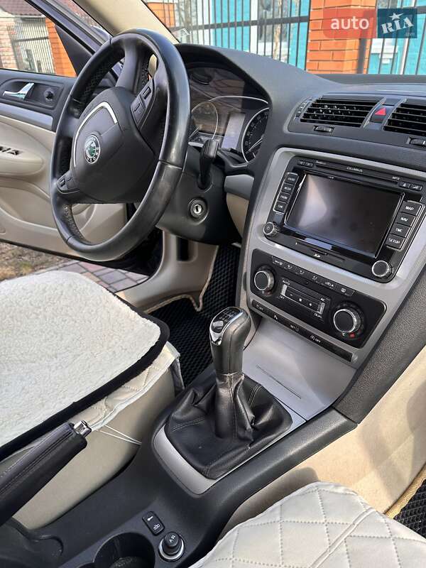 Универсал Skoda Octavia 2012 в Христиновке