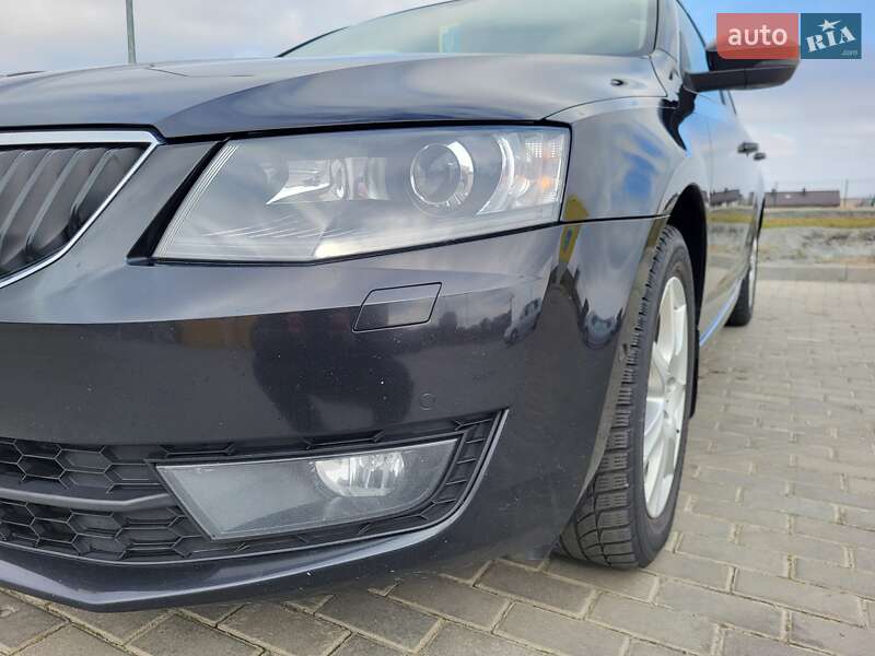 Универсал Skoda Octavia 2016 в Ровно