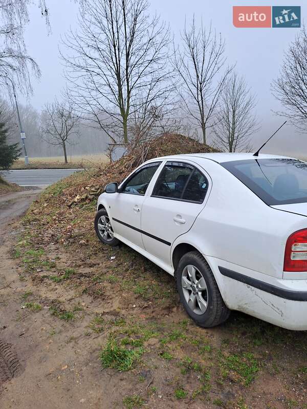 Ліфтбек Skoda Octavia 2010 в Ужгороді