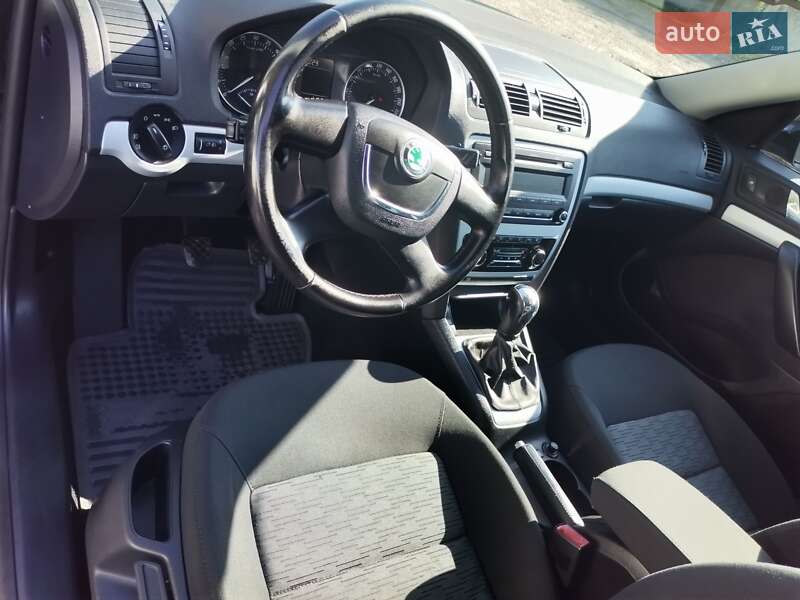 Універсал Skoda Octavia 2010 в Калуші