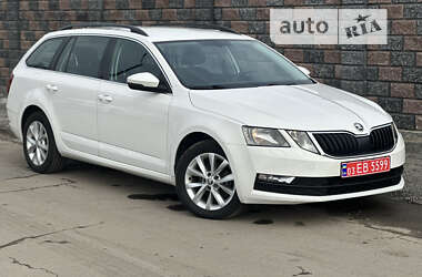 Универсал Skoda Octavia 2019 в Ровно