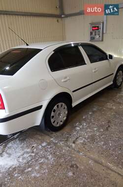 Лифтбек Skoda Octavia 2006 в 