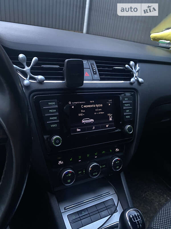 Універсал Skoda Octavia 2013 в Львові фото 27 Універсал Skoda Octavia 2013 в Львові