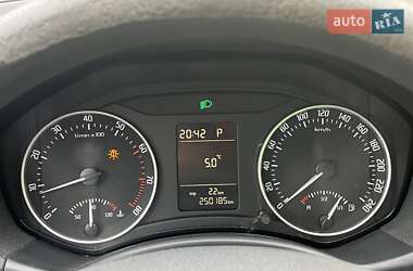 Лифтбек Skoda Octavia 2010 в Кропивницком