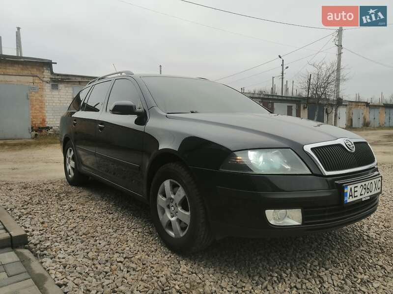 Универсал Skoda Octavia 2008 в Синельниково