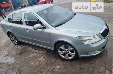 Лифтбек Skoda Octavia 2010 в Львове