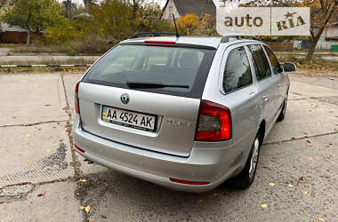 Универсал Skoda Octavia 2012 в Чернигове